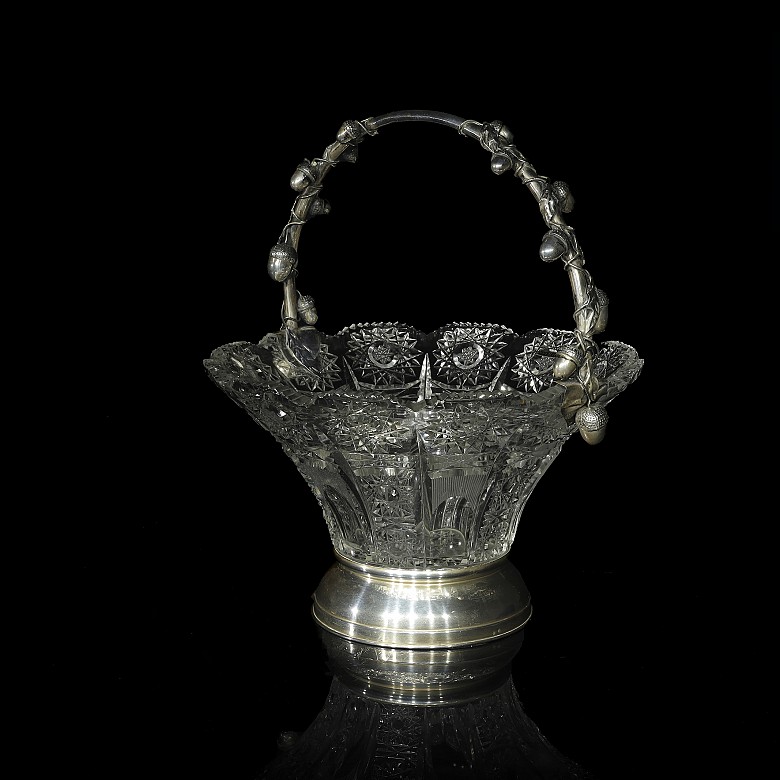 Centro de mesa en cristal tallado y plata española, med.S.XX