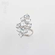 Precioso anillo oro blanco 18k con aguamarina y diamantes - 2