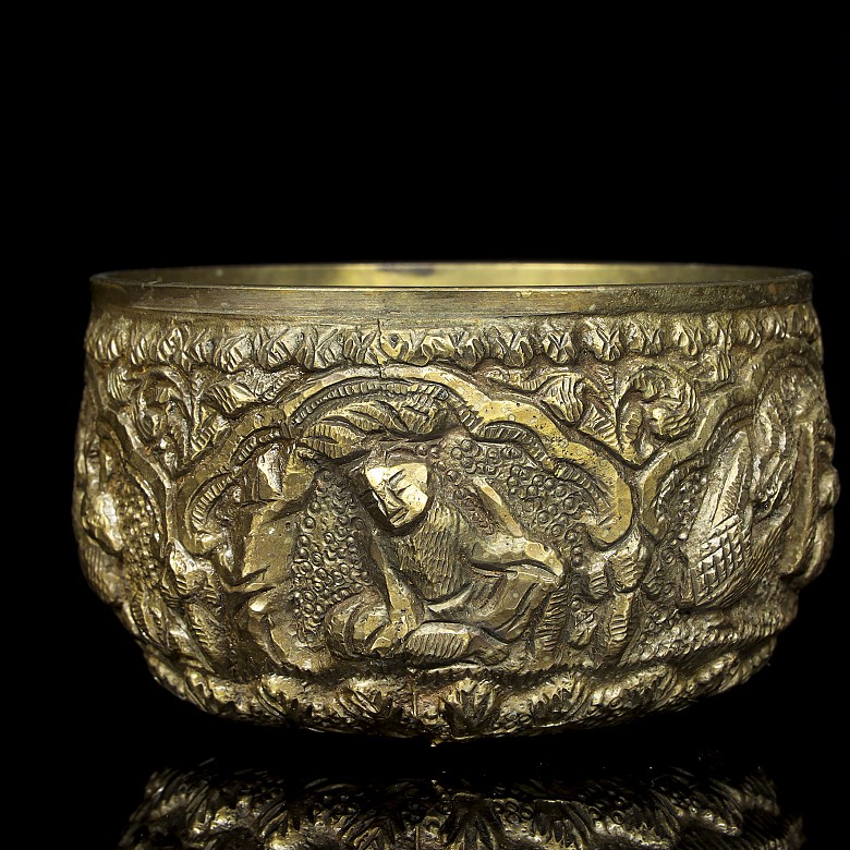 Bowl with reliefs, Tibet, 20th century - 1