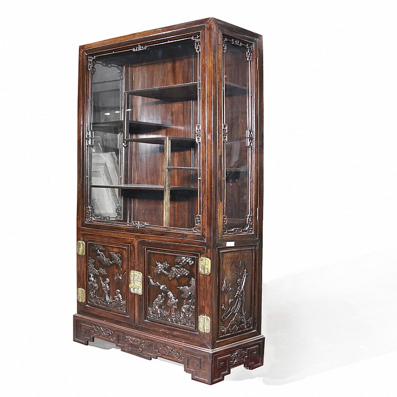 A Hongmu wooden sideboard-display cabinet, 20th century