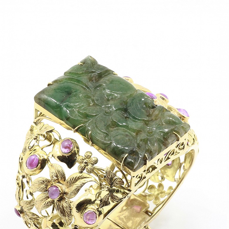Rigid bangle in 14k yellow gold, jade and sapphires. - 3