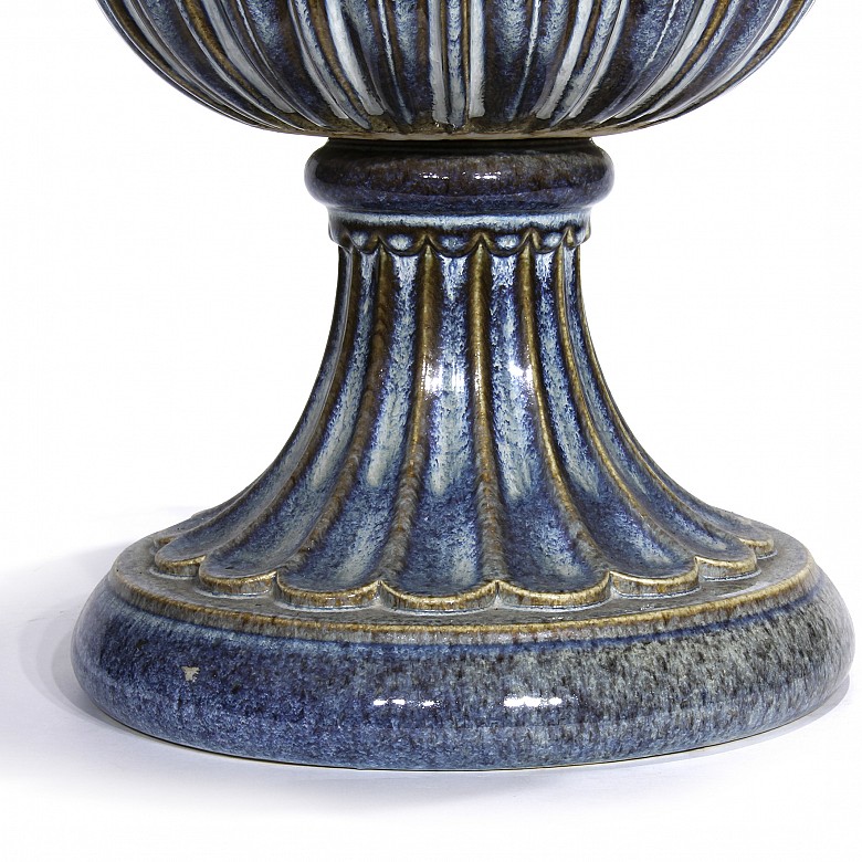 Large glazed ceramic goblet, Acanto, 20th century