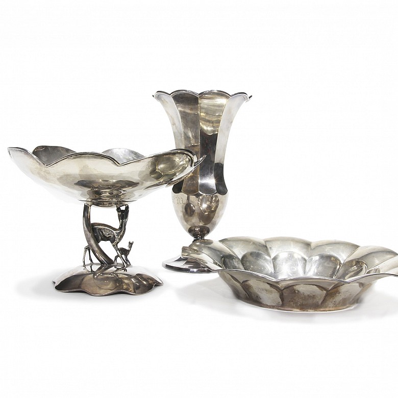Lot of Spanish punched silver, 20th century