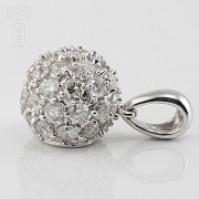 0.97cts ball pendant with diamonds - 2