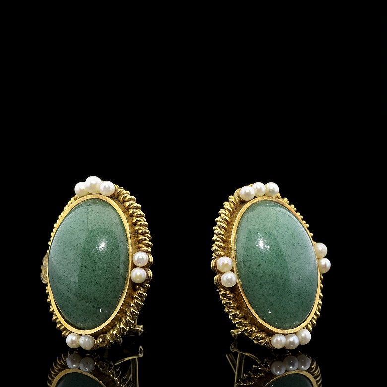 Earrings in 18k yellow gold, stones and pearls - 4