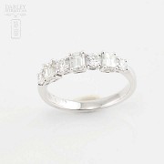 Fantástico anillo oro blanco 18k y diamantes