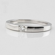 0.12cts Solitaire Diamond 18k White Gold - 1