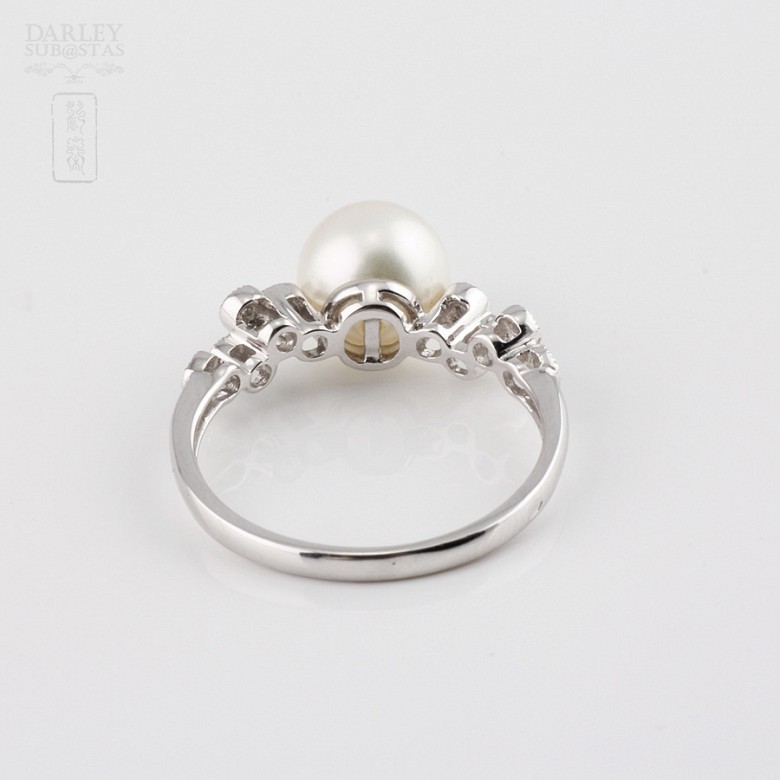 白珍珠配钻石18K白金戒指 - 2