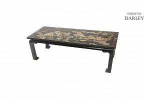 A Chinese black lacquered low table, 20th century