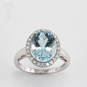 Ring with Aquamarine 4.28cts and diamond  White Gold - 4