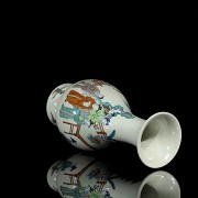 Jarrón de porcelana esmaltada, S.XX