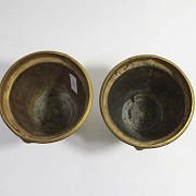 Pareja de maceteros de bronce, s.XX - 5