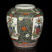 Vasija de porcelana esmaltada, S.XX - 2