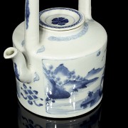Tetera de porcelana, azul y blanco, dinastía Qing