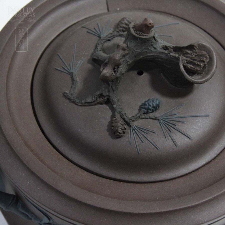Chinese clay teapot - 11