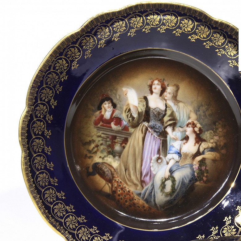 Porcelain decorated plates, Ackermann und Fritze Royal Vienna, s.XX