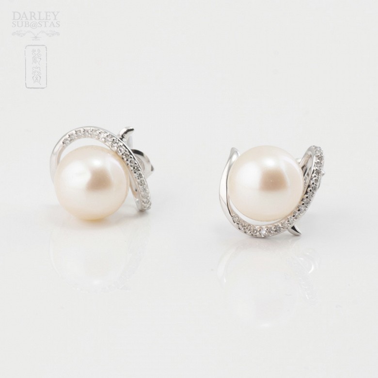 Pendientes en oro blanco, perla y diamantes - 4