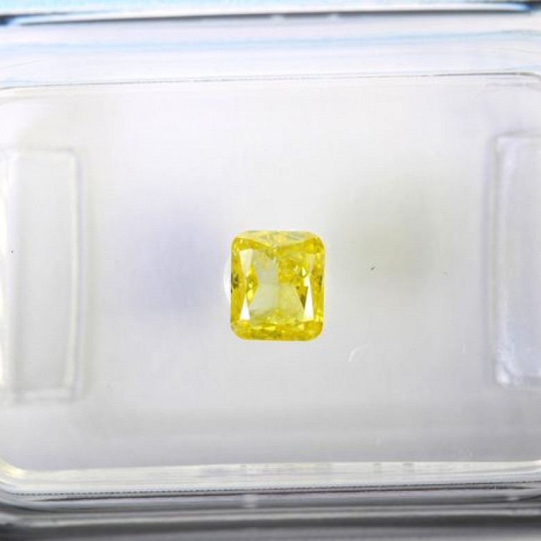 Diamant Fancy intenso Yellow - 1