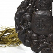 Placa circular tallada en madera, dinastía Qing