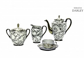 Tea set, porcelain by Johnson Bros, Meds. XX
