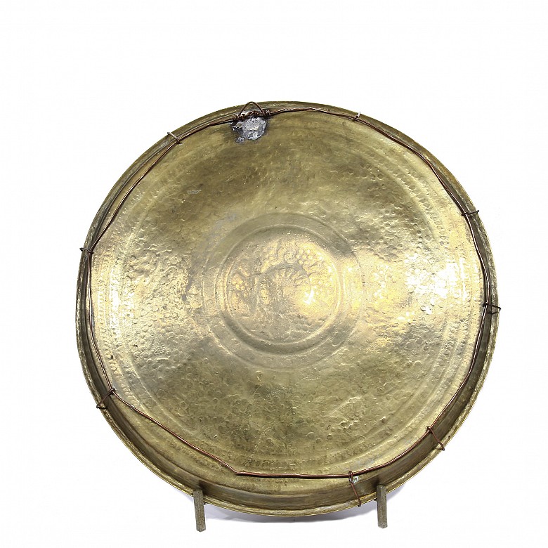 Indonesian brass tray, early 20th century - 1