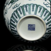 Jarrón de dragón en porcelana esmaltada, dinastía Qing - 6