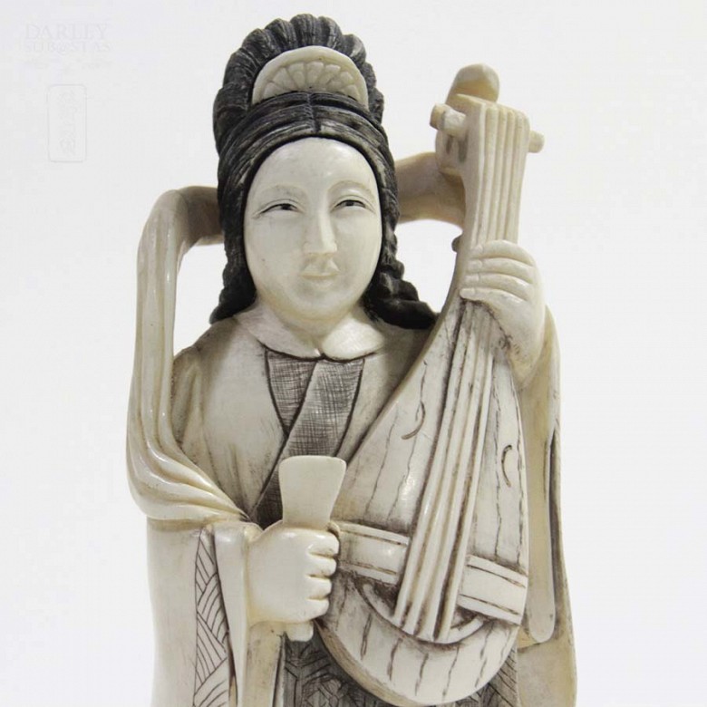 Two figures of Japanese ivory - 3