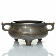 Bronze tripod censer, Qing dynasty