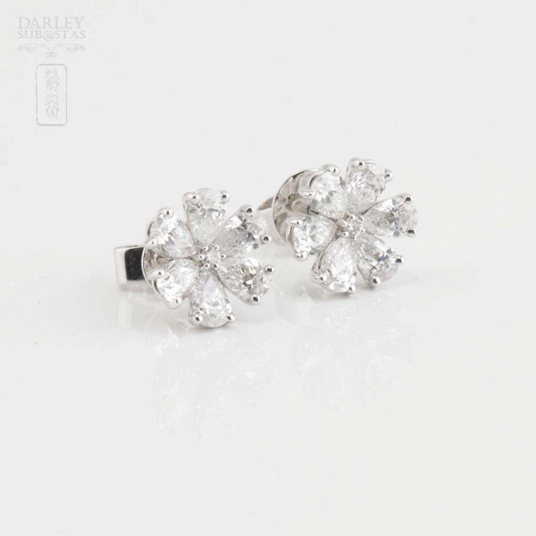Earrings 18k white gold and 1,87ct diamonds. - 1