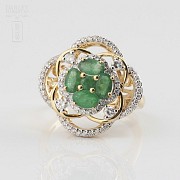Precioso anillo esmeralda y diamantes - 1