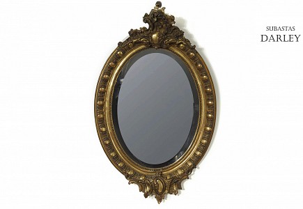 Espejo de madera dorada con rocallas, S.XX