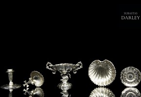 Lote de cinco objetos de plata española, S.XX