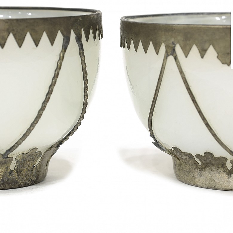 Set of glass bowls and metal mount, 20th century - 9