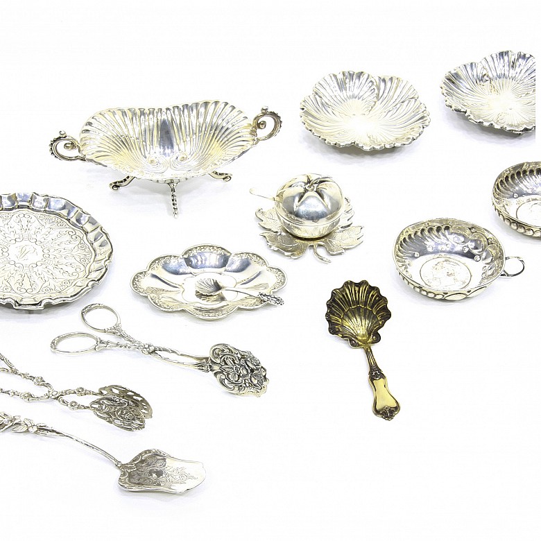 Lot of small Spanish silver utensils, 20th century