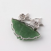 Brooch in 18k white gold with butterfly jade and diamonds - 2
