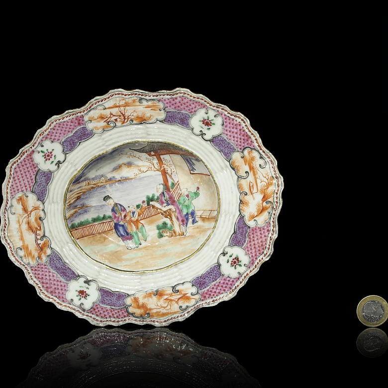 Enameled tray with a central scene, 20th century.
