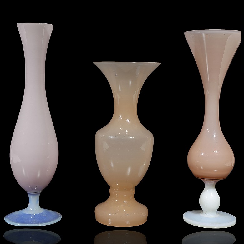 Set of eight opaline glass goblets, S.XX