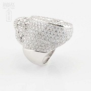 Fantastic white gold and diamond ring 6.35cts