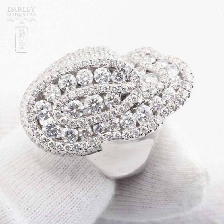 Fantástico anillo oro blanco y diamantes 6.35cts - 9