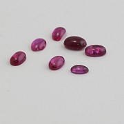 Lot composed of 7 rubies, in carved cap, total weight of 5.20cts. - 2