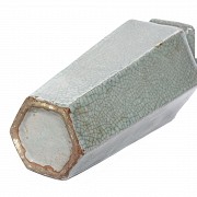Jarrón de cerámica con fondo celadón, s.XX - 2