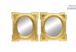 Pair of carved and gilded wood mirrors, 20th century