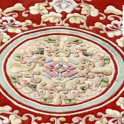 Tres alfombras de lana, China, S.XX