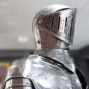 Fantástica armadura medieval - 8