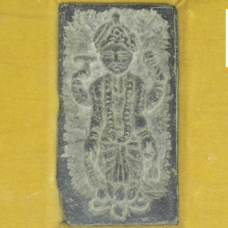 Relieves de deidades budistas en piedra, S.XX