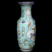 An enameled vase with Buddhist emblems, Tongzhi