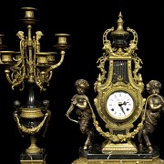 Reloj con guarnición, estilo Luis XVI, S.XX - 4
