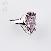 Ring with Amethyst 12.50cts and Diamonds in White Gold - 2