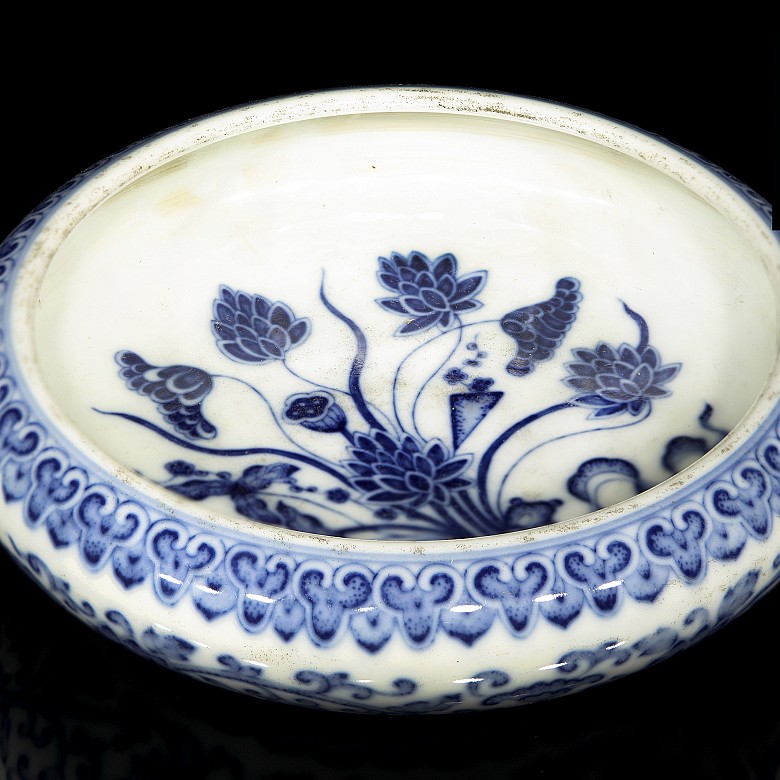 Porcelain inkwell, blue and white, 20th century - 3