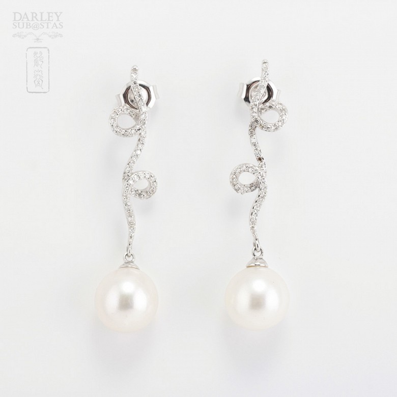 Pendientes en oro blanco 18k con  perlas blanca y  diamantes - 5